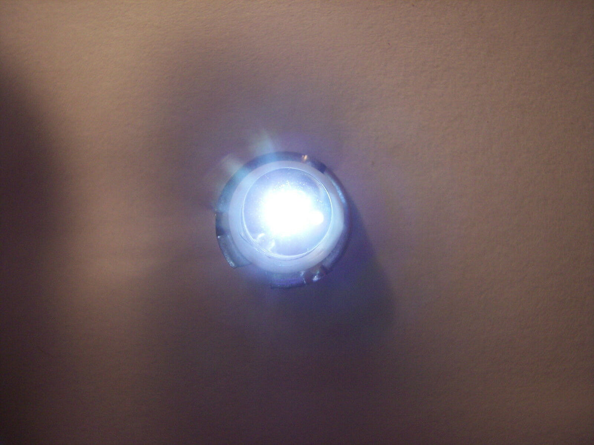 CREE LED E10 Bulb 5.0W – Positive Earth, 1.5-9V, 255-360 Lumens, For 2-6 Cell Flashlights - View #4
