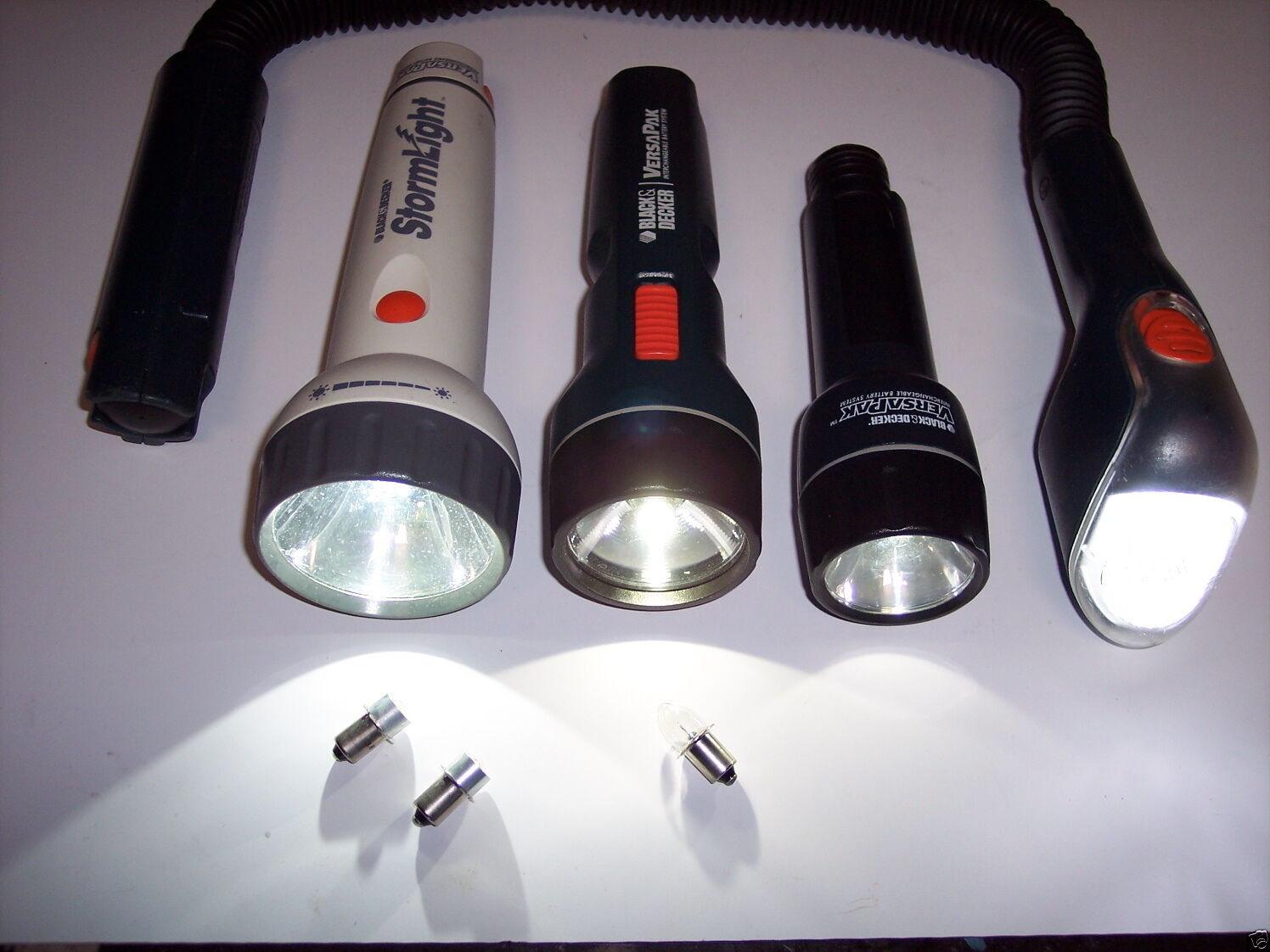 Cree LED 10W Bulb for Black & Decker VP250 VersaPak SnakeLight Flashli –  Draco Products